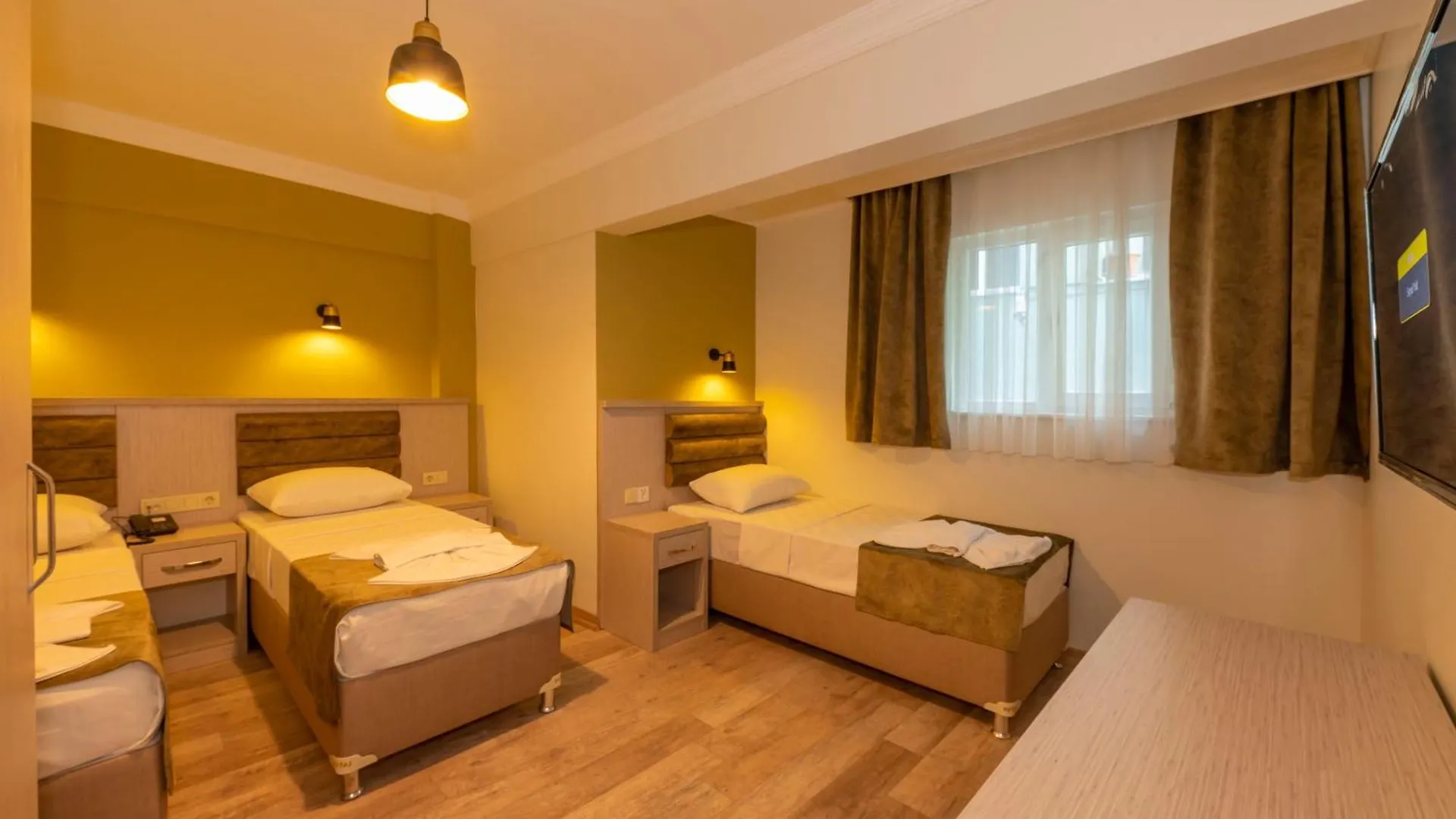 Bazaar Hotels Old City Istanbul 3*,